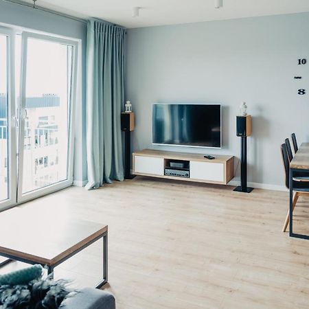 Silk Apartment - Netflix - Parking Szczecin Buitenkant foto